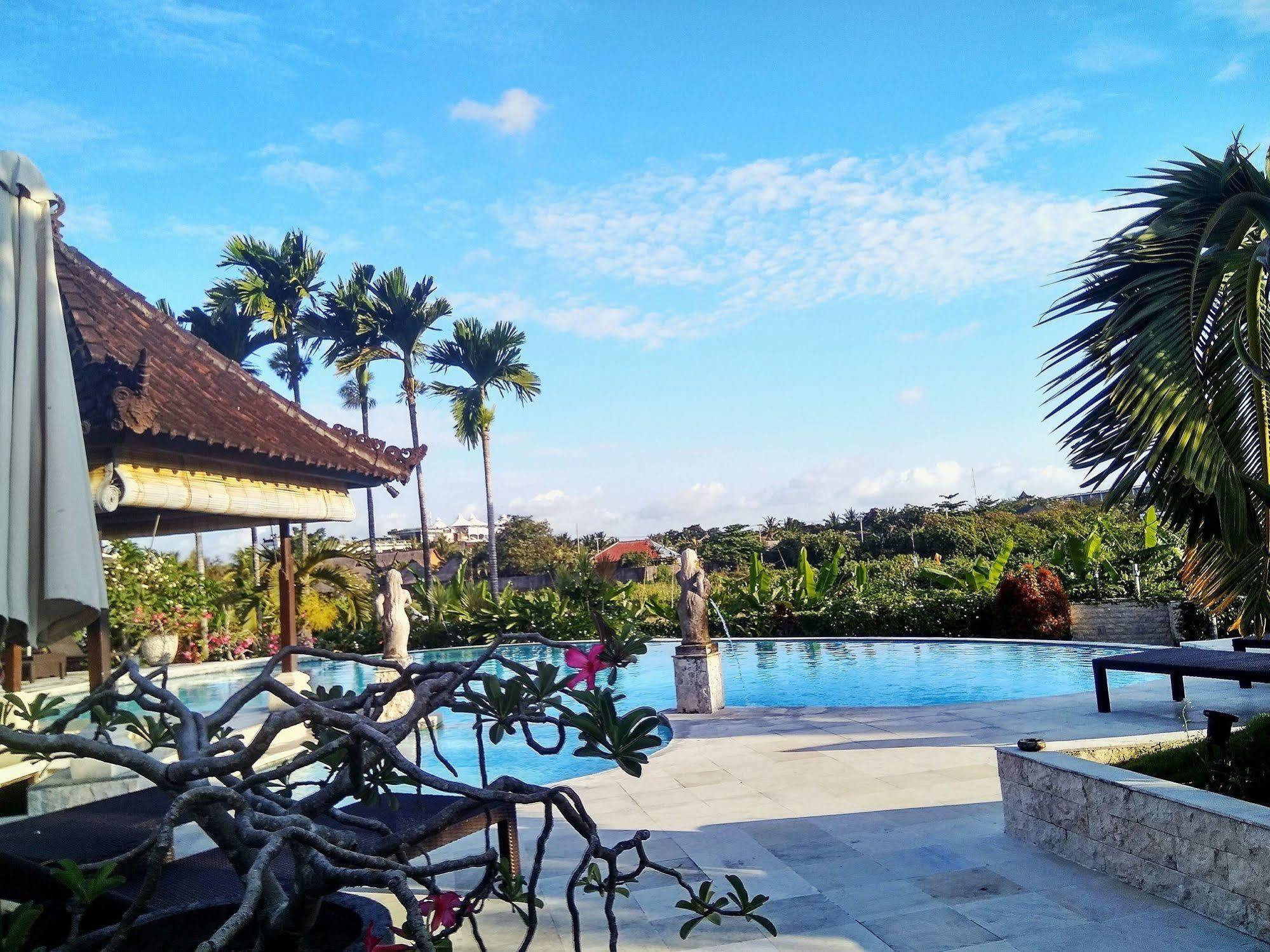 Nipuri Resort And Villas Seminyak By Kamara Ngoại thất bức ảnh